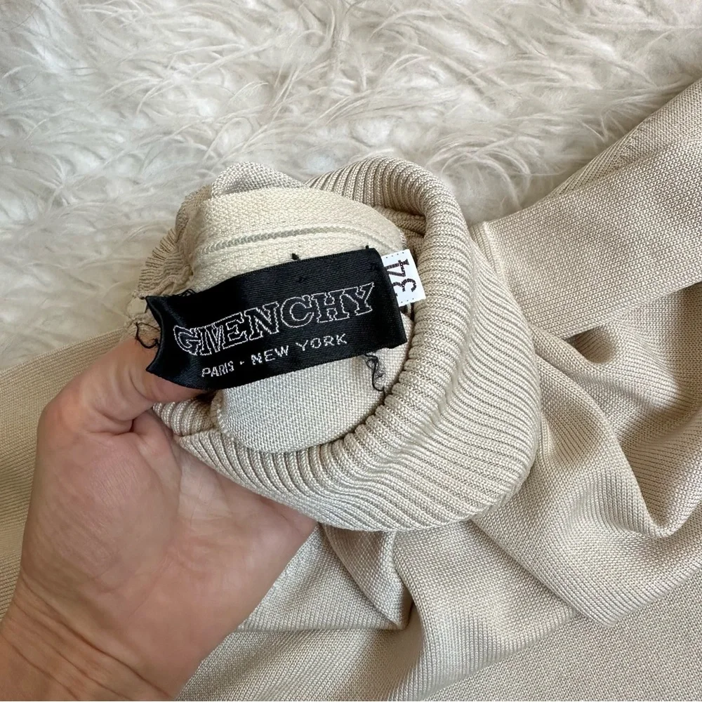 Vintage Givenchy Turtlneck Neutral Tan color lightweight knit zip back